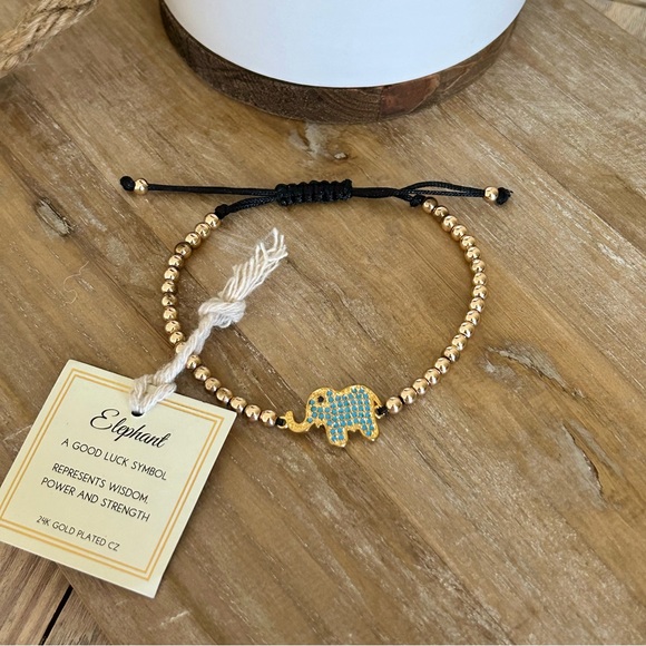 Eye Candy Crystal Elephant Bracelet 🆕 - Picture 5 of 9